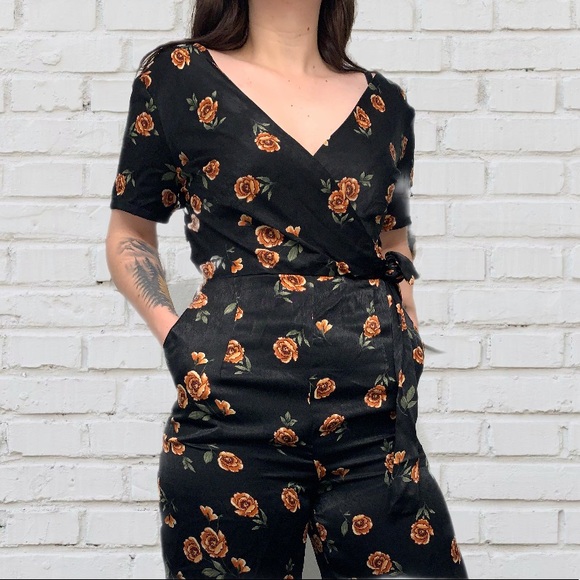 Xhilaration Pants - Silky Floral Jumpsuit With Pockets XS